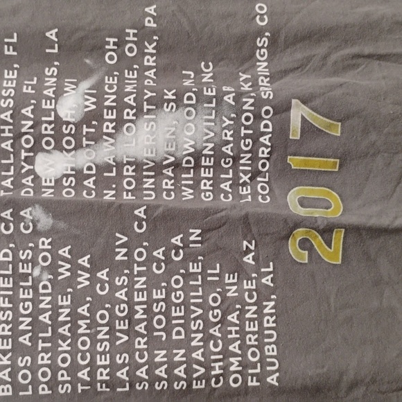 SALE! Blake Shelton Double Sided Gold Concert Band Tee Sz.M Worn 1X (BX29) - Picture 8 of 11